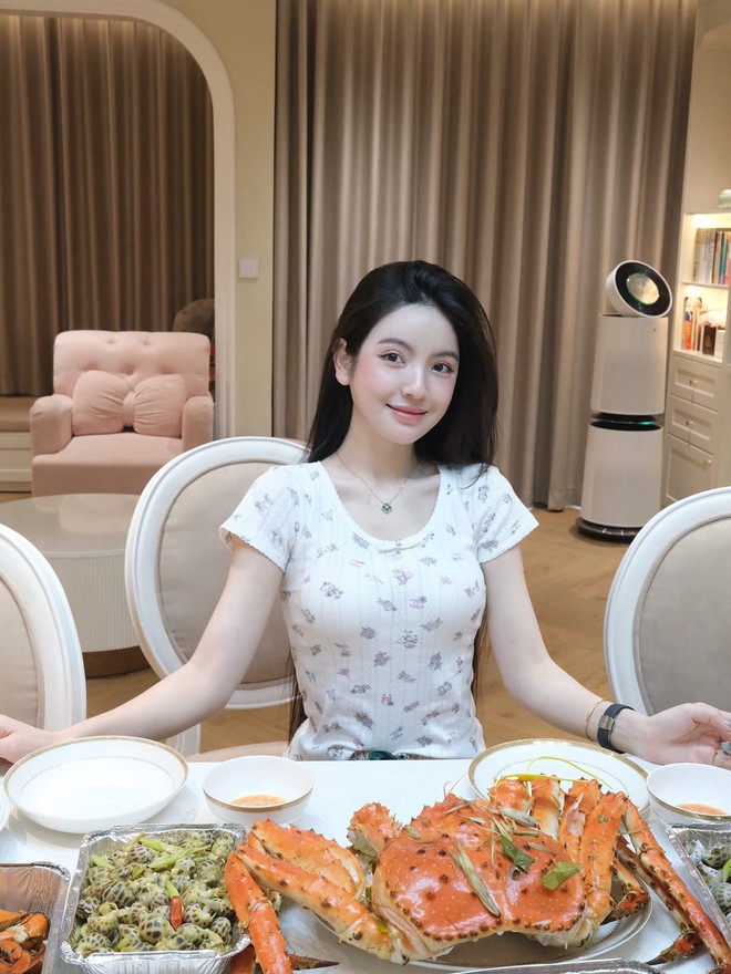 Thí sinh hot nhất Miss Grand được so với Lưu Diệc Phi, Hương Liên và Chu Thanh Huyền- Ảnh 9. Thí sinh hot nhất Miss Grand được so với Lưu Diệc Phi, Hương Liên và Chu Thanh Huyền- Ảnh 9.