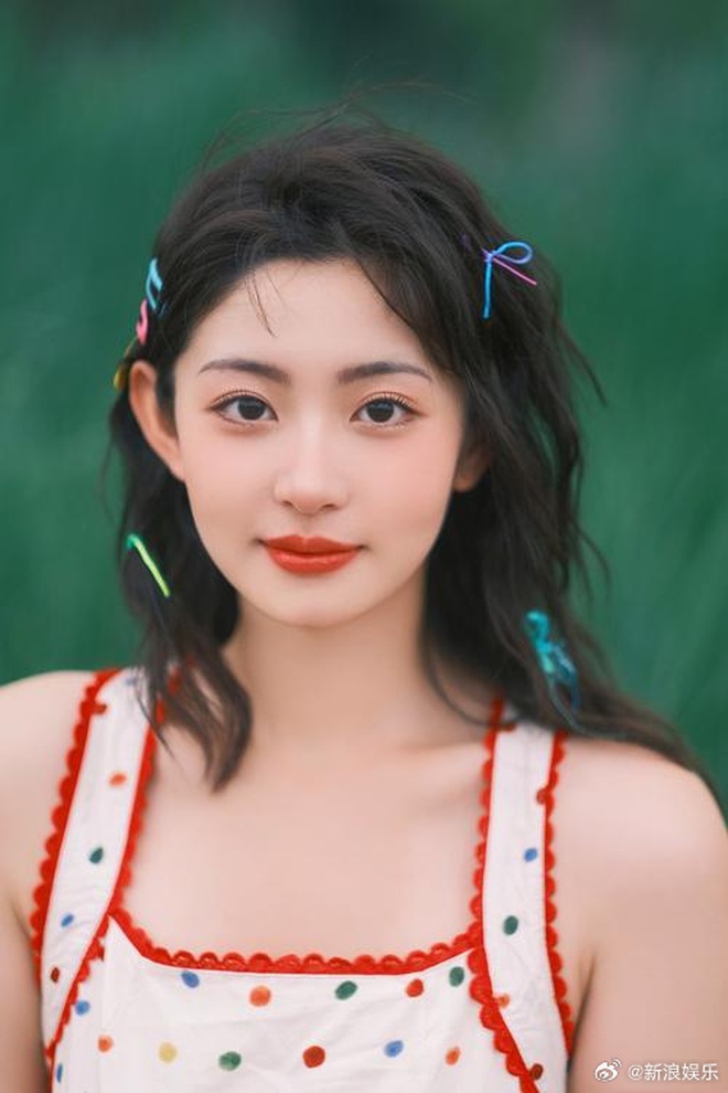 "Tập đoàn người yêu cũ" thi nhau "kể tội", hé lộ tình tiết động trời vụ Hứa Khải đưa mỹ nữ 2K vào khách sạn- Ảnh 2.