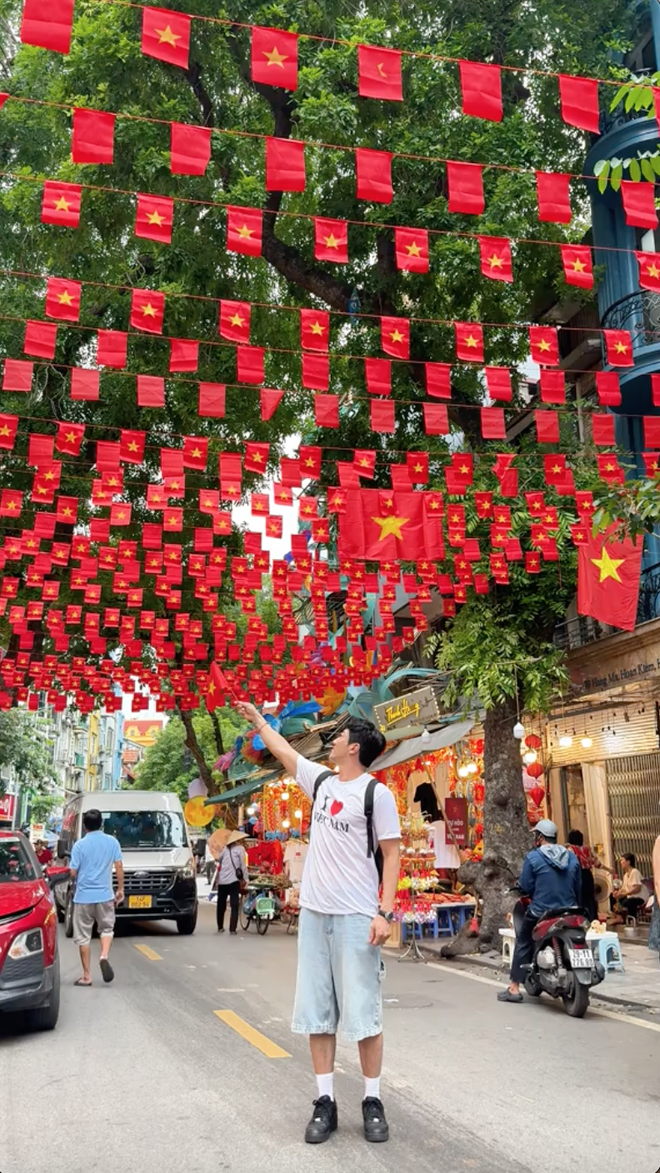 Khách Hàn đi xem diễu binh tại Việt Nam: "Dù không quen biết nhưng tôi rất ấn tượng với hành động của họ"- Ảnh 6.