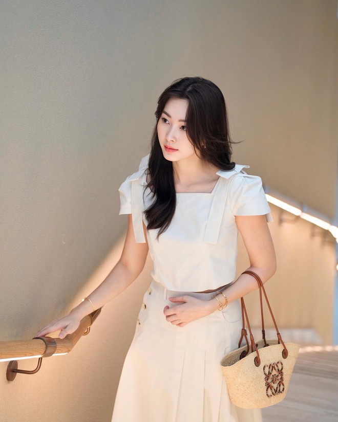 Cách dùng túi hiệu chọn lọc của dâu hào môn kiêm "thần tiên tỷ tỷ” Việt Nam- Ảnh 1. Cách dùng túi hiệu chọn lọc của dâu hào môn kiêm "thần tiên tỷ tỷ” Việt Nam- Ảnh 1.