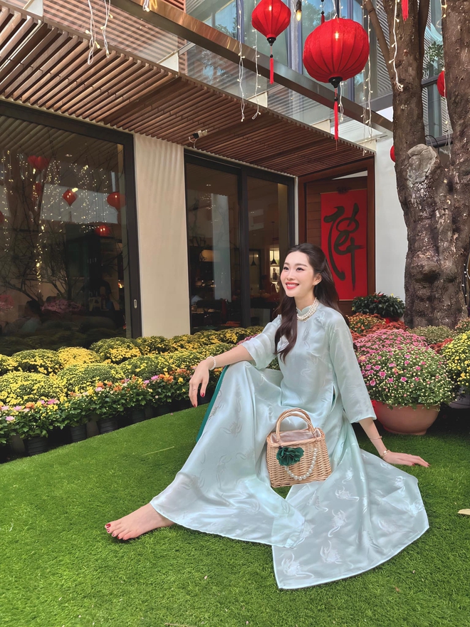 Cách dùng túi hiệu chọn lọc của dâu hào môn kiêm "thần tiên tỷ tỷ” Việt Nam- Ảnh 3. Cách dùng túi hiệu chọn lọc của dâu hào môn kiêm "thần tiên tỷ tỷ” Việt Nam- Ảnh 3.