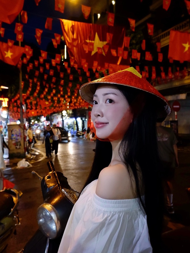Doãn Hải My, Mai Hà Trang cùng hội hot WAGs diện đẹp, phủ đỏ trang cá nhân mừng A80: Yêu nước vô cùng!- Ảnh 8.