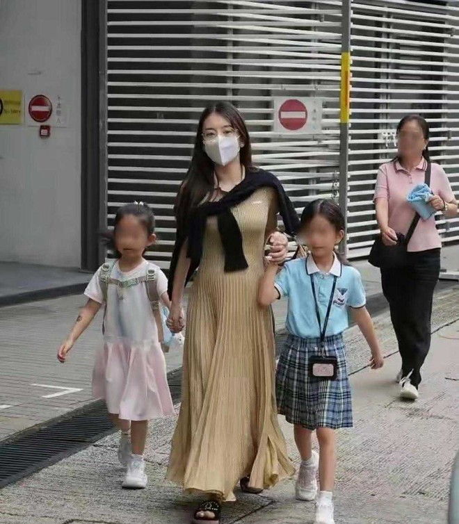 Vợ thiên vương đình đám bị coi như “máy đẻ”, sống tằn tiện vì chồng keo kiệt- Ảnh 2.