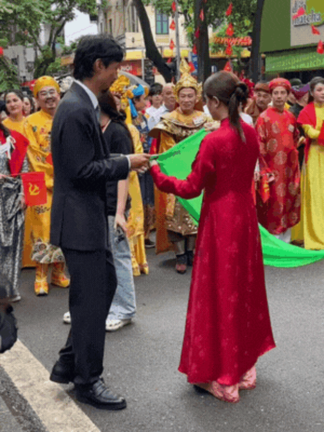 Hoàng Thuỳ Linh dạo này tóm gọn trong 2 từ: Xinh, viên mãn!- Ảnh 16.