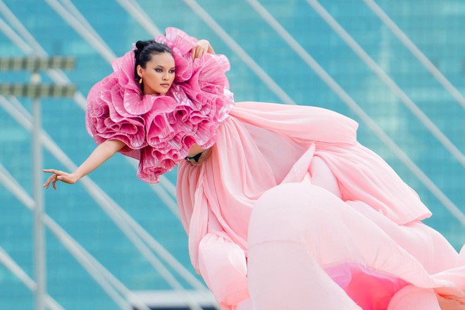 Thất vọng về Vietnam's Next Top Model: Thanh Hằng gây tranh cãi thái độ, ảnh hậu trường còn đẹp hơn ảnh chính!- Ảnh 17.