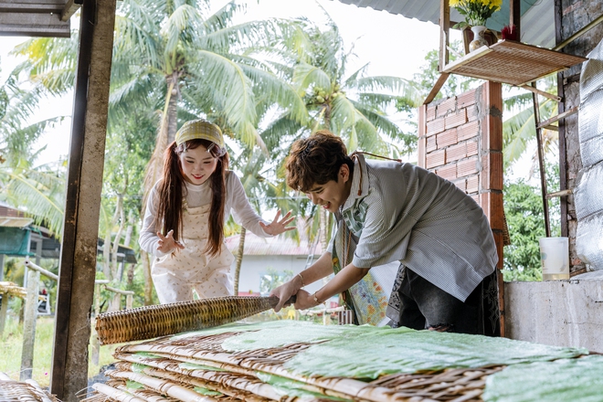 Ngọc Kem và Con Cò Đây "oanh tạc" Cần Thơ, khuấy động cỡ nào mà người dân phải bật cười?- Ảnh 9.