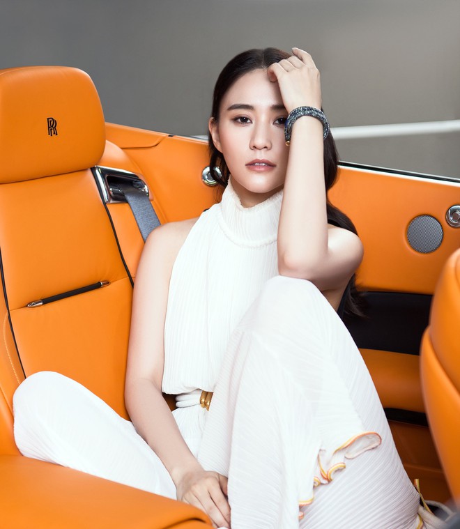 Gia đình tài phiệt ồn nhất lúc này: Thiếu gia bị tố lén có con riêng, ái nữ đã bỏ chồng sao hạng A?- Ảnh 2. Gia đình tài phiệt ồn nhất lúc này: Thiếu gia bị tố lén có con riêng, ái nữ đã bỏ chồng sao hạng A?- Ảnh 2.