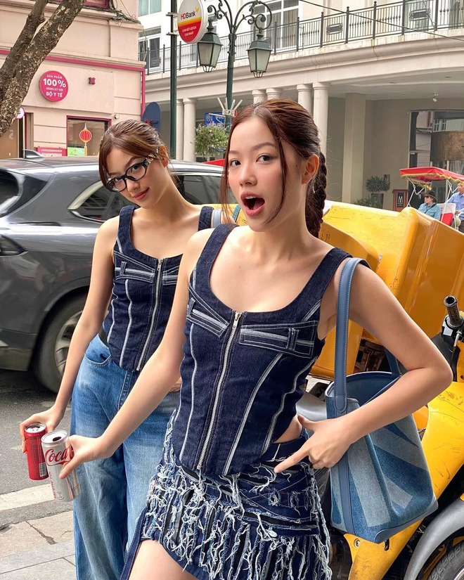 Cặp song sinh Việt sở hữu nhan sắc như "báu vật trần gian", style đời thường xinh điên đảo 0 điểm chê- Ảnh 4.