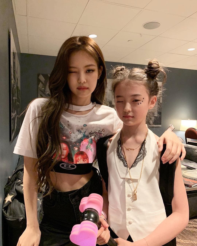 Em gái BLACKPINK bị phát hiện đã thẩm mỹ, lý do y hệt Rosé?- Ảnh 4. Em gái BLACKPINK bị phát hiện đã thẩm mỹ, lý do y hệt Rosé?- Ảnh 4.