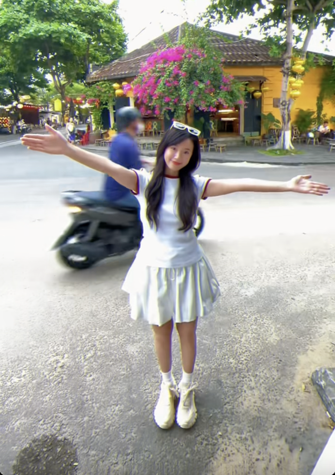 Midu đang mang thai con đầu lòng? - Ảnh 3.