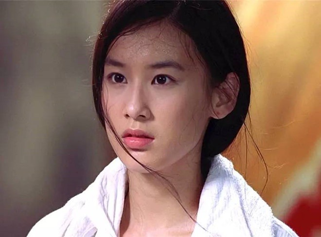 Đây là mỹ nhân xấu tính nhất showbiz: Dám giở trò "phông bạt", còn "ăn cháo đá bát" với ân nhân- Ảnh 2.
