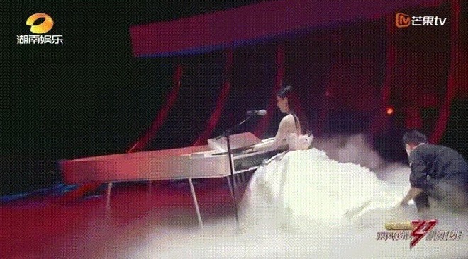 Đây là mỹ nhân xấu tính nhất showbiz: Dám giở trò "phông bạt", còn "ăn cháo đá bát" với ân nhân- Ảnh 8.