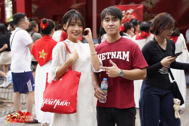 Lên "full giáp" Yêu Nước đến concert Quốc gia ngay bây giờ, 80 năm có 1 lần phải thế!- Ảnh 9.