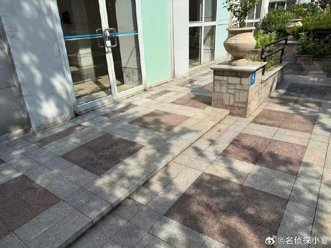 Rò rỉ ảnh hiện trường nơi "mỹ nam cổ trang số 1 Trung Quốc" ngã lầu tử vong vào sáng nay?- Ảnh 3.