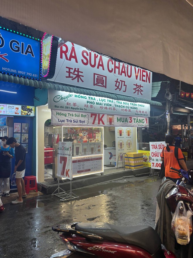 Review 5 quán trà sữa 10k HOT nhất: Viên Viên top 1 trong lòng sinh viên, Phi Phi bị chê đậm mùi "hoá học"- Ảnh 4.