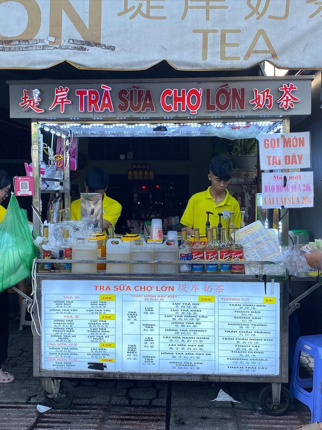 Review 5 quán trà sữa 10k HOT nhất: Viên Viên top 1 trong lòng sinh viên, Phi Phi bị chê đậm mùi "hoá học"- Ảnh 14.