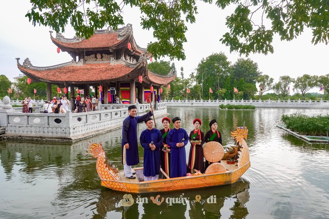 Chi 550k trải nghiệm 3,5h trên tàu "Hà Nội 5 cửa ô": Xịn như khách sạn hay còn điều gì khiến du khách lăn tăn?- Ảnh 22. Chi 550k trải nghiệm 3,5h trên tàu "Hà Nội 5 cửa ô": Xịn như khách sạn hay còn điều gì khiến du khách lăn tăn?- Ảnh 22.