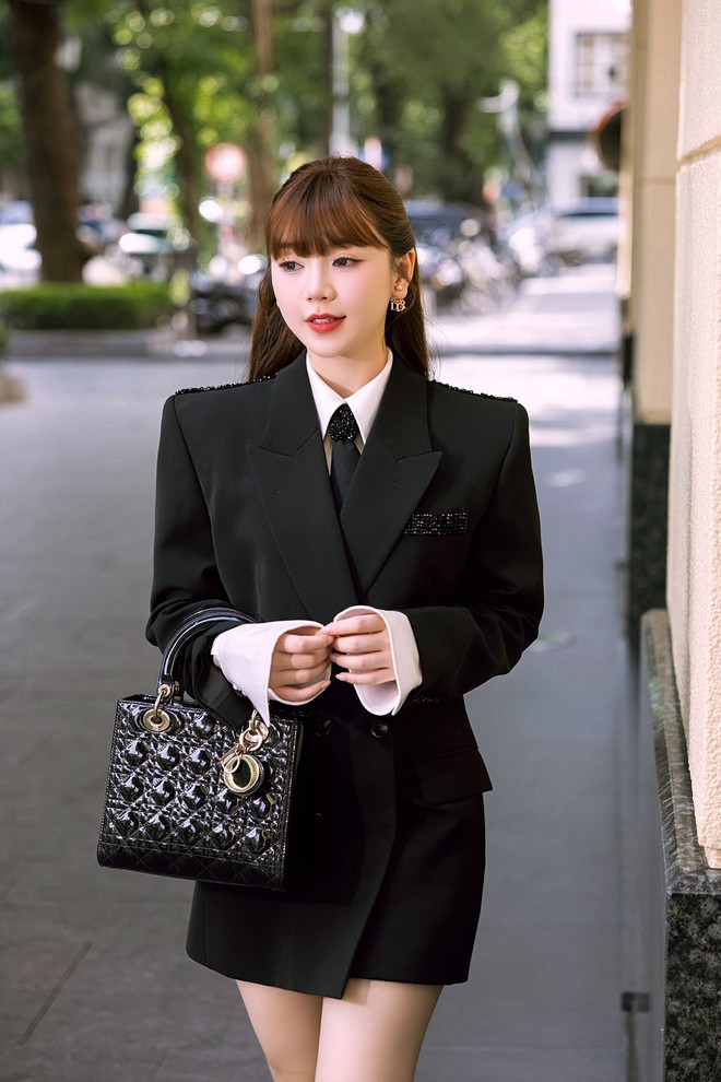 Style ngoài đời của 3 nữ chính phim Gió ngang khoảng trời xanh: Phương Oanh không phải người mặc đẹp nhất?- Ảnh 6.
