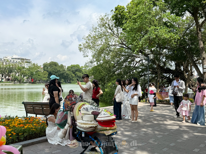 HOT: Xuất hiện nhiều nàng thơ tại vị trí “trái tim” của Hà Nội- Ảnh 12.