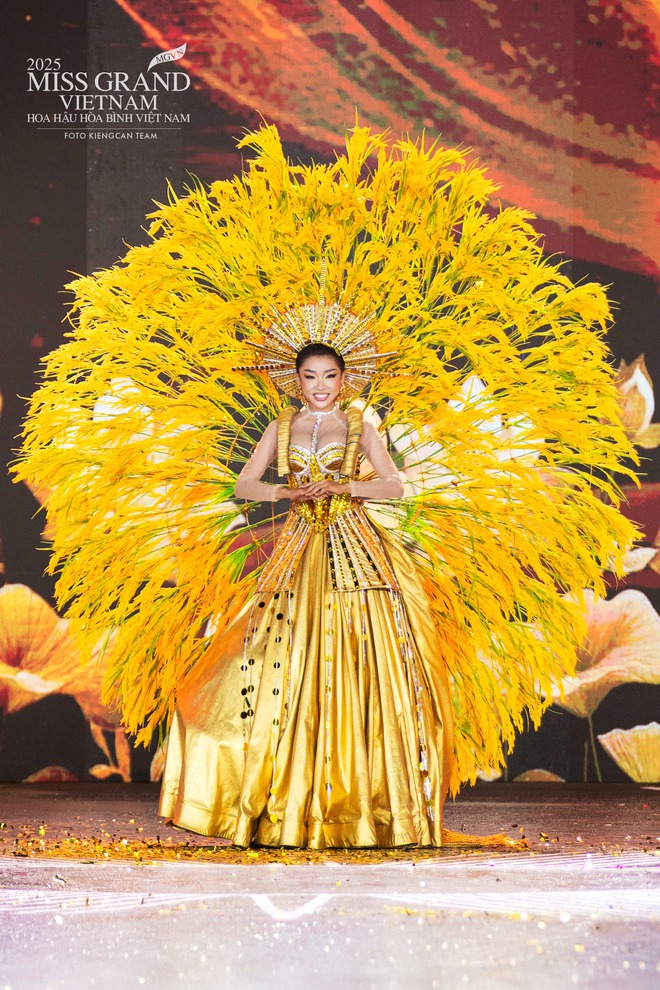 Miss Grand Vietnam gây tranh cãi vì mang bàn thờ gia tiên lên sân khấu, Tiểu Vy cũng dính "sóng gió" vì lý do này?- Ảnh 7.