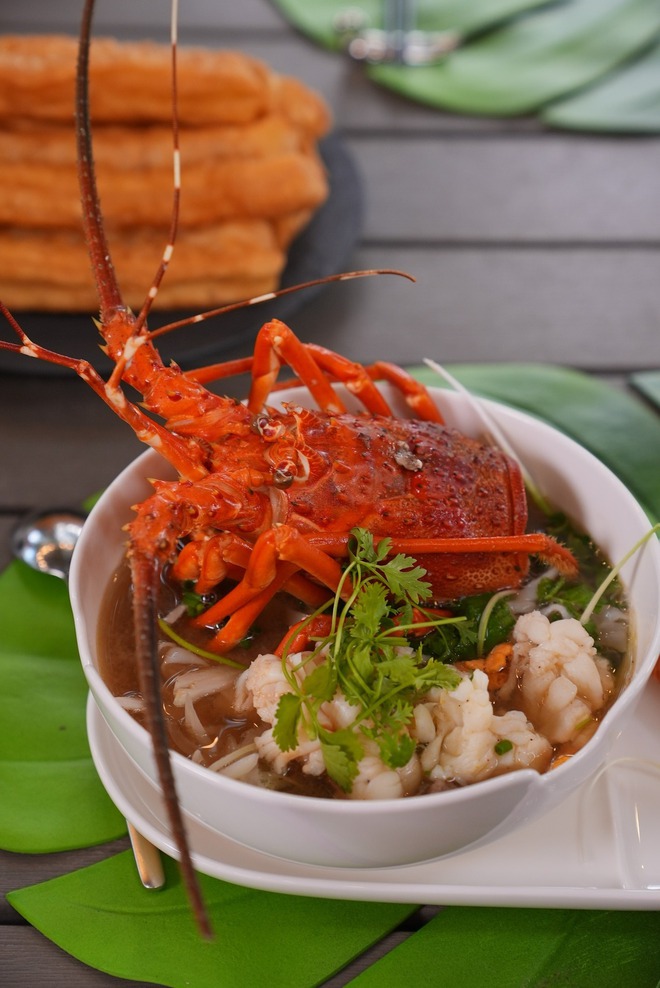 Bắt trend làm "bánh Trung thu thị phi", Á hậu được so với Phương Oanh khiến netizen hoảng: Em lạy chị!- Ảnh 10. Bắt trend làm "bánh Trung thu thị phi", Á hậu được so với Phương Oanh khiến netizen hoảng: Em lạy chị!- Ảnh 10.