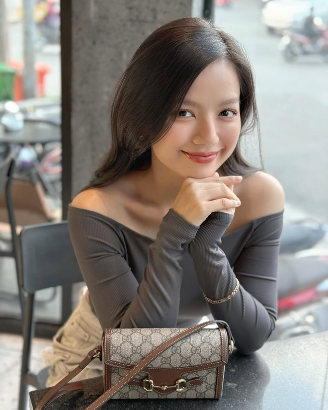 8 nhan sắc Việt như AI tạo ra vì không già suốt 10 năm: Sao nữ Mưa Đỏ xếp thứ mấy?- Ảnh 18.