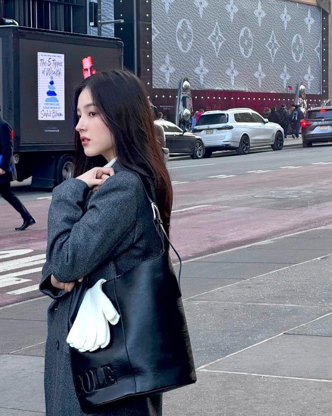 Người "đẹp nhất hành tinh" và vợ tỷ phú đốt nóng phố đi bộ Hà Nội, giờ sao rồi?- Ảnh 14.