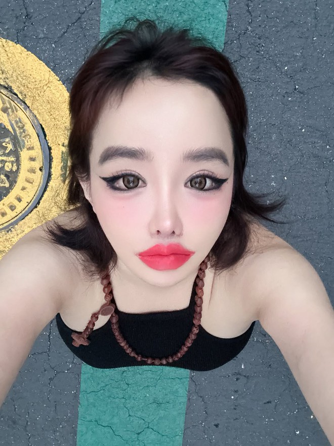 Park Bom (2NE1) quyết không buông tha Lee Min Ho- Ảnh 4.