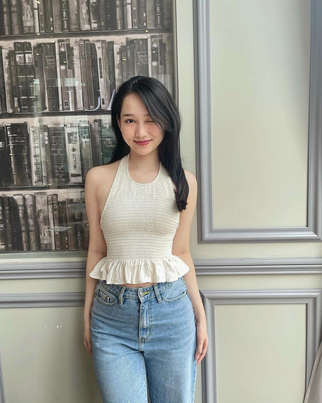 5 mỹ nhân Việt má lúm phú quý "trời ban", gái Trung, gái Hàn chi cả trăm triệu dao kéo chưa chắc đẹp bằng
- Ảnh 8.