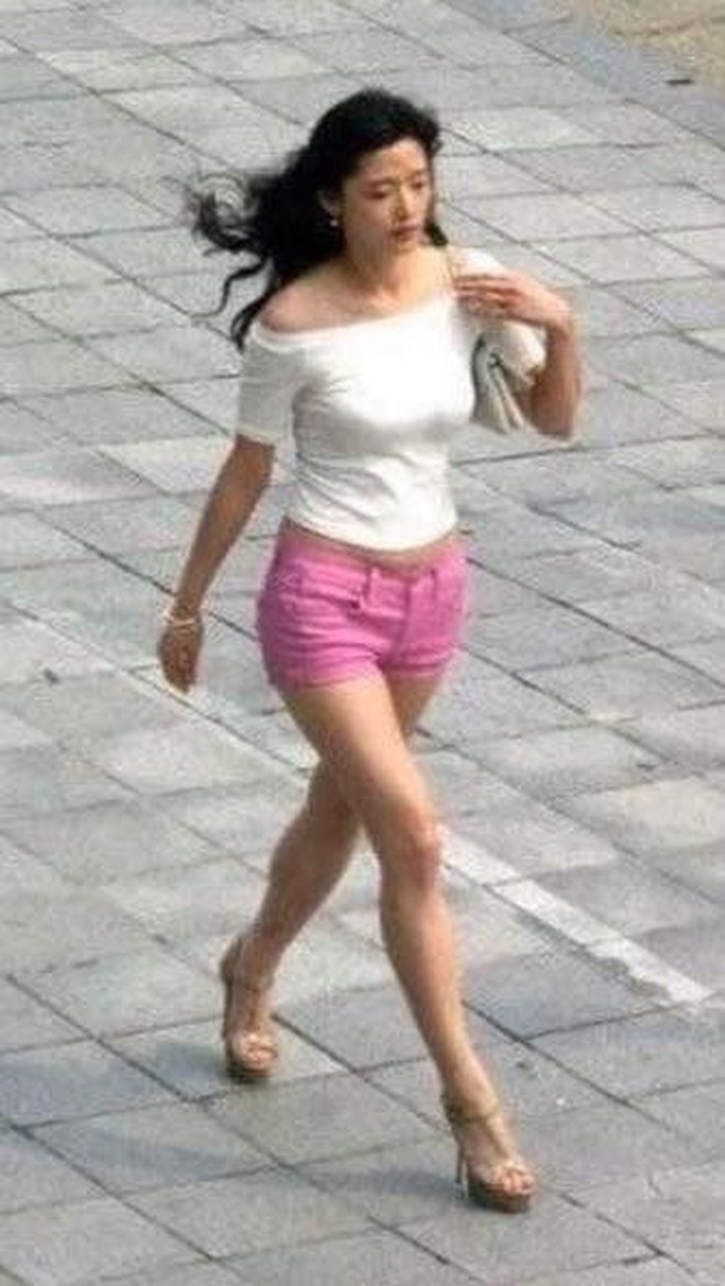 Ảnh siêu hot của Jeon Ji Hyun: Họ có thể nói xấu tôi, nhưng không thể nói tôi xấu- Ảnh 1.