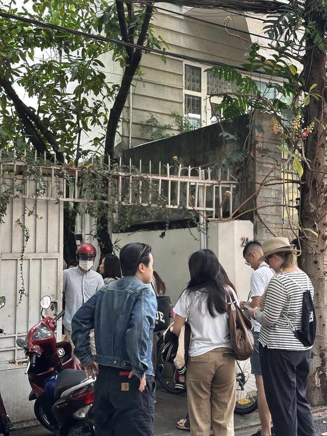 Tiệm bánh chảnh nhất Thảo Điền: Mở đúng 3 ngày, giá cao, khách đông đến nỗi WEAN LE cũng phải thất thểu ra về- Ảnh 2.