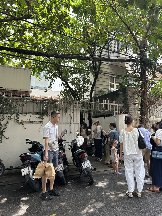 Tiệm bánh chảnh nhất Thảo Điền: Mở đúng 3 ngày, giá cao, khách đông đến nỗi WEAN LE cũng phải thất thểu ra về- Ảnh 3.