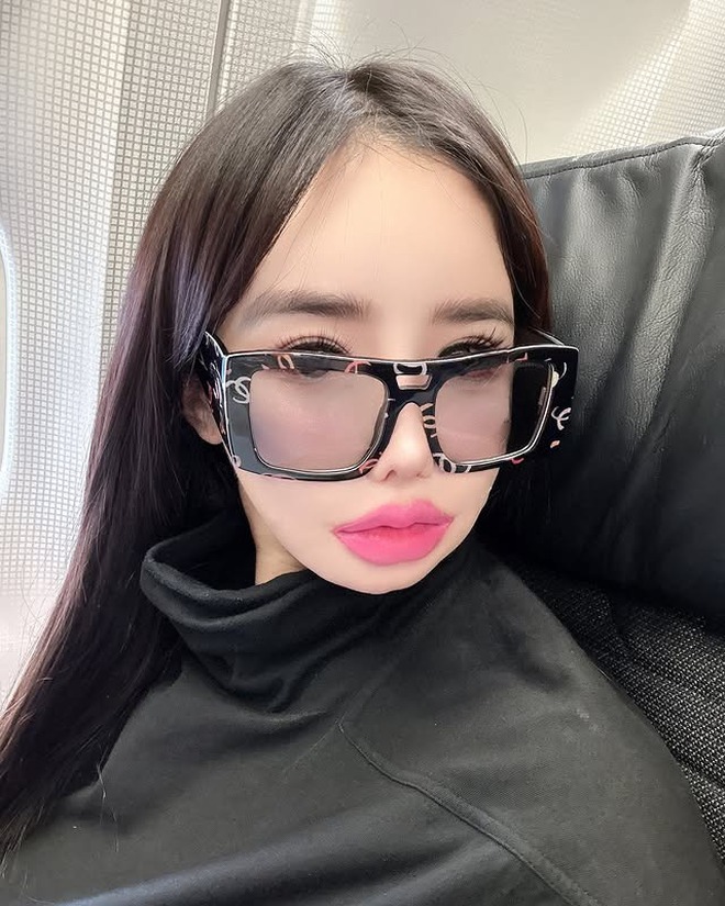 Park Bom (2NE1) quyết không buông tha Lee Min Ho- Ảnh 11.