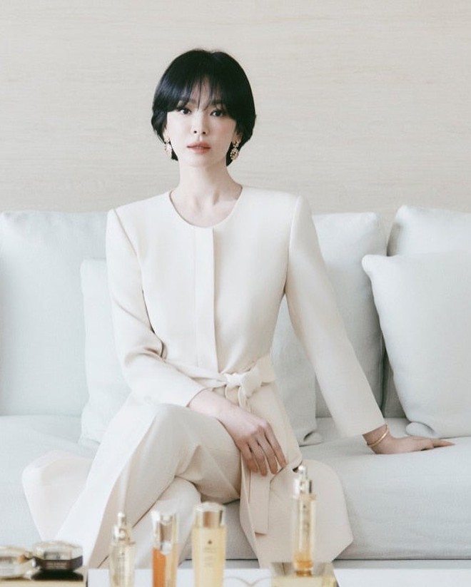 Song Hye Kyo tuổi trung niên khiến chị em ngưỡng mộ vì vóc dáng đại mỹ nhân: Cô ấy tập môn thể thao gì thế?- Ảnh 7.