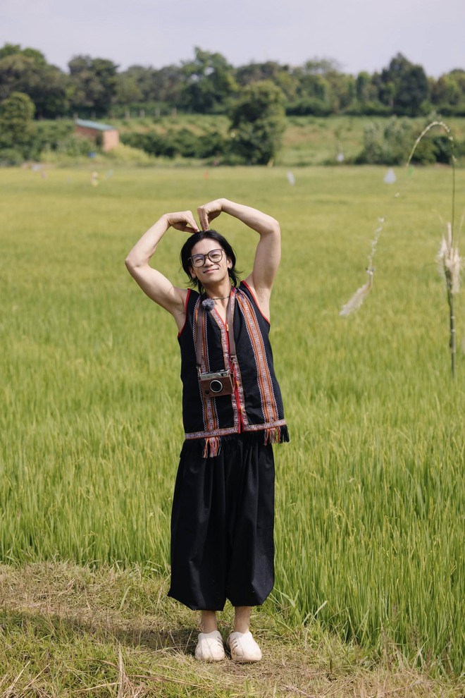 S(TRONG) Trọng Hiếu "bỏ sỉ miếng hài vô tri", là "ông thần ngôn ngữ" ở Gia Đình Haha- Ảnh 5.
