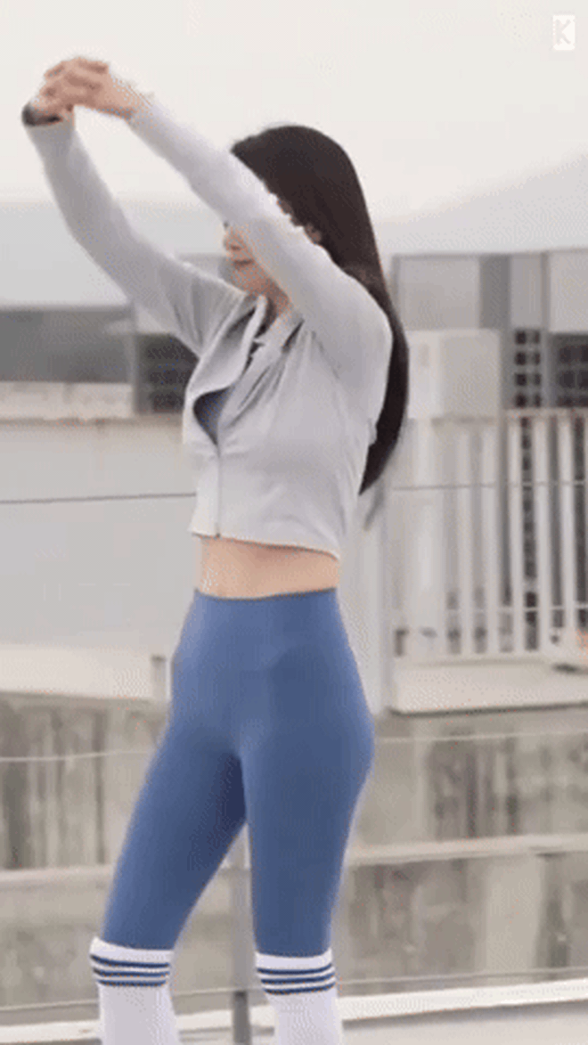 "Mợ chảnh" Jeon Ji Hyun U45 trẻ đẹp vô đối, vòng eo con kiến săn chắc thấy mê nhờ chăm tập môn này!- Ảnh 8.