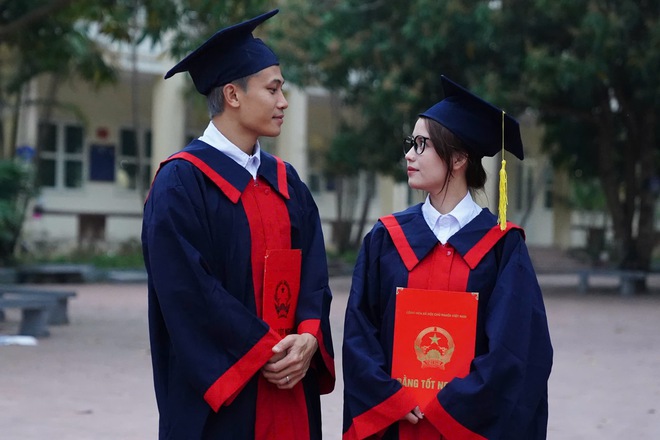 Chuyện tình “cảm lạnh” của đội trưởng Tạ trong Mưa Đỏ và cô em khóa dưới- Ảnh 6.