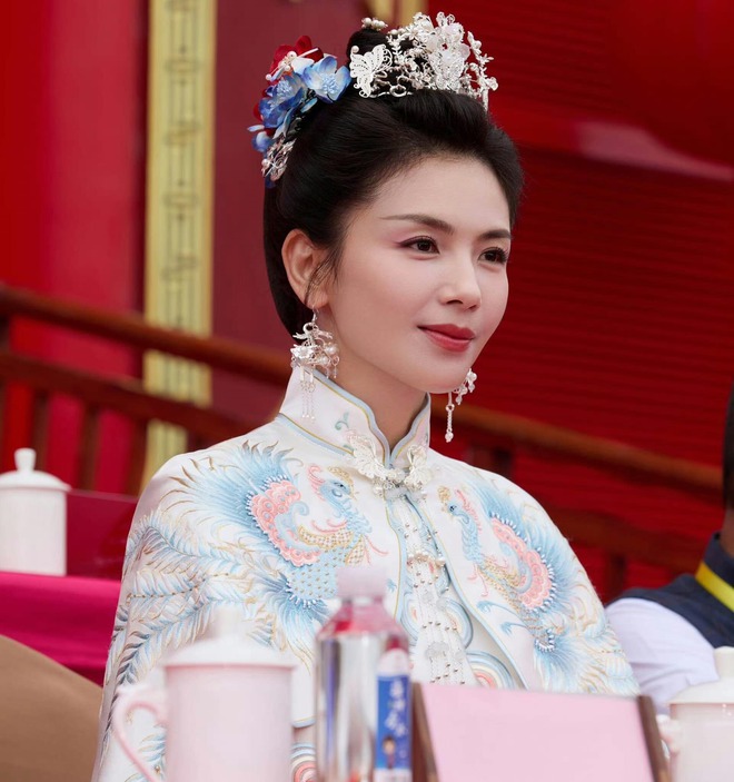 Đừng dại nhìn xuống chân 7 mỹ nhân này nếu không muốn đi "rửa mắt"!- Ảnh 26.