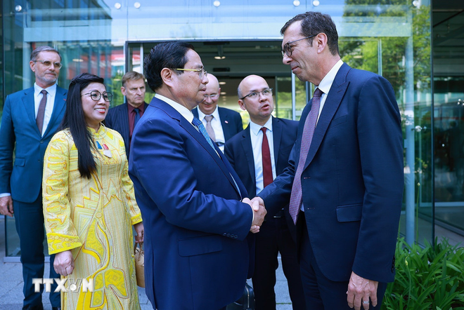 ttxvn-thu-tuong-tong-cong-ty-duong-sat-phap-3-1756796871618558586742.png