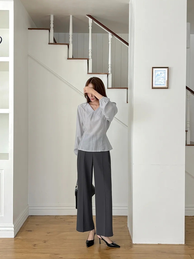 5 mẫu áo công sở đẹp hoàn hảo để kết hợp với quần âu- Ảnh 5.