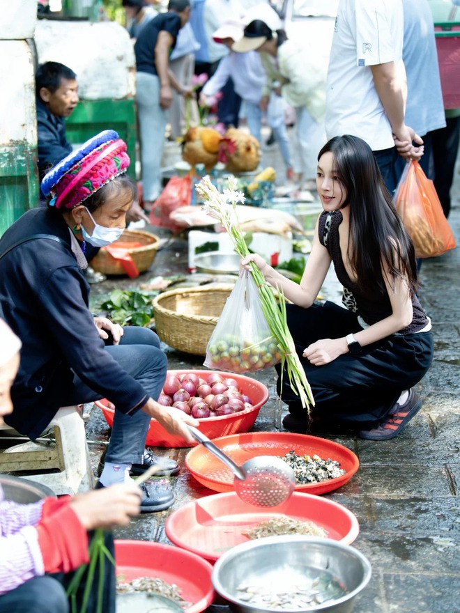 40 tuổi “trút áo” nghỉ việc để... thở: Mỗi ngày như đang nghỉ phép năm, nhặt lại thanh xuân trên những con phố cũ- Ảnh 4.
