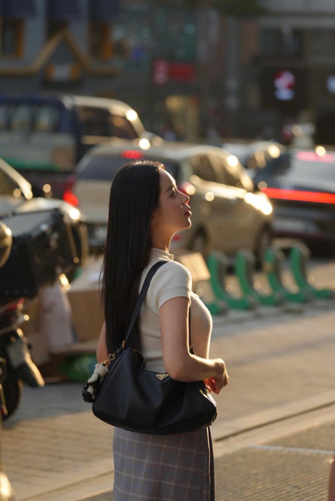 "Luỵ" Thanh Thuỷ ở Seoul, lên đồ như nữ chính phim Hàn năm 2000- Ảnh 3.
