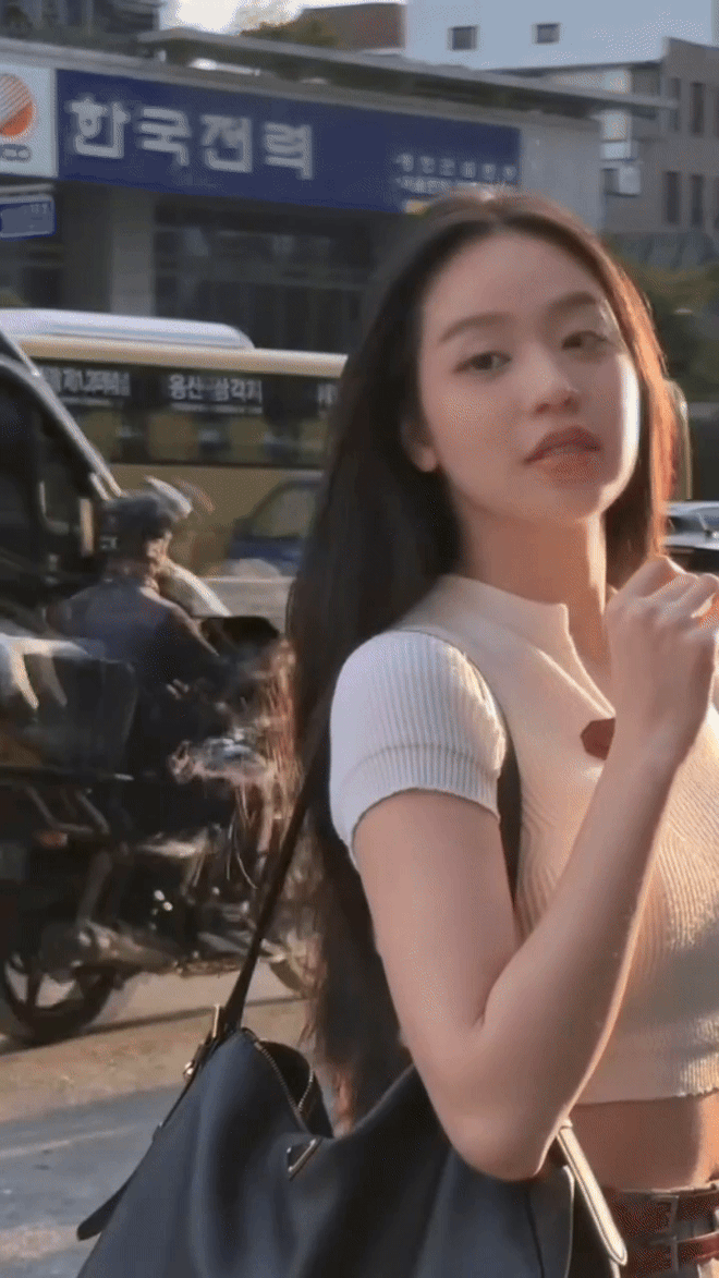 "Luỵ" Thanh Thuỷ ở Seoul, lên đồ như nữ chính phim Hàn năm 2000- Ảnh 2.