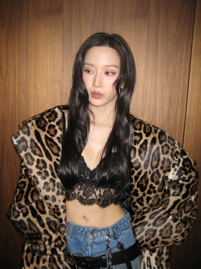 Moon Ga Young quá nóng bỏng, chi tiết nhỏ trên bụng chứng tỏ độ “chiến” của mỹ nhân hàng đầu Kbiz- Ảnh 3.