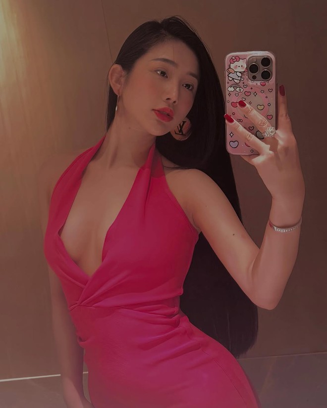 3 mỹ nhân phòng gym Việt có "vòng 3 dài hơn mét", "bà cố nội" của sexy(!)- Ảnh 2.