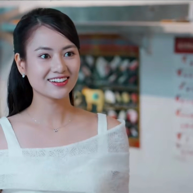 Đời thực xinh nhất của "cô hàng xóm" đã có chồng vẫn khiến tổng tài sở hữu du thuyền si mê- Ảnh 3.