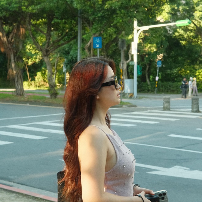 "Thánh thần thiên đụng ơi" sao trần đời lại có người đã đẹp, còn mang tên khai sinh độc lạ cỡ này- Ảnh 20.