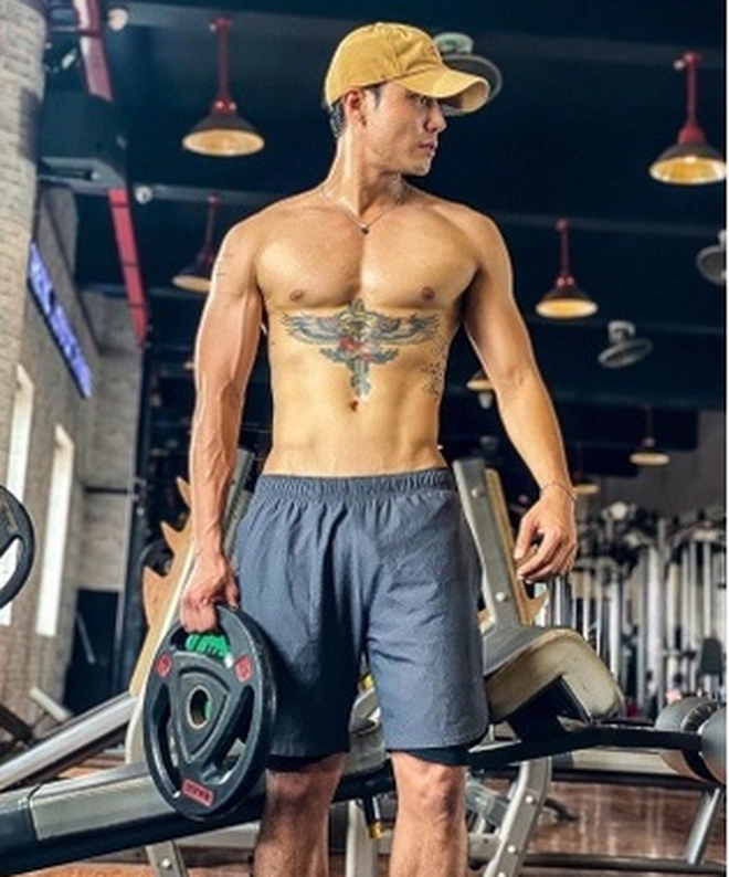 2 nam diễn viên Tử Chiến Trên Không bị nghi "bằng mặt không bằng lòng"- Ảnh 5.