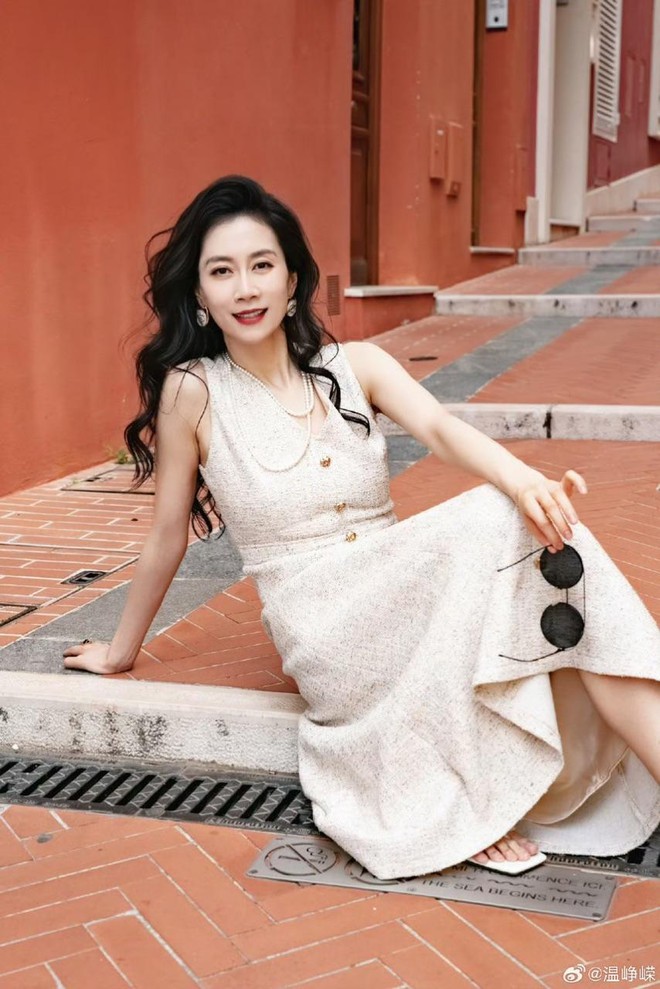 "Mẹ chồng" át vía Triệu Lộ Tư: Liều đến mức Triệu Vy còn sợ, cả đời chỉ muốn gả cho giám đốc ngân hàng- Ảnh 16.