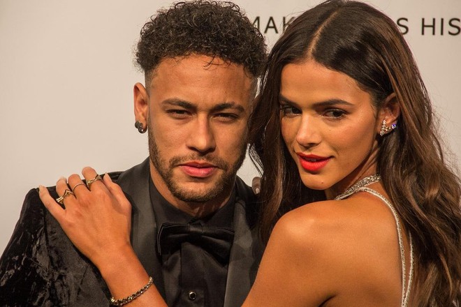 Ronaldo, Beckham và Neymar - Top 3 “thánh drama” tình ái của làng túc cầu- Ảnh 16.